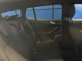 Ford Focus (2021) thumbnail 10