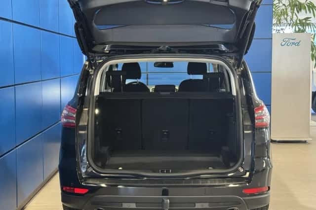 Ford S-Max (2016) thumbnail 11