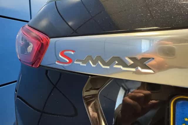 Ford S-Max (2016) thumbnail 12