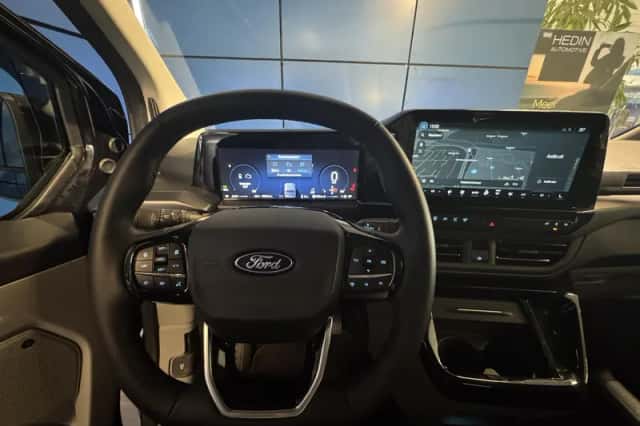 Ford Transit Custom (2026) thumbnail 3