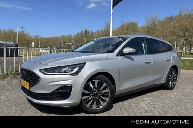 Ford Focus (2023) thumbnail 1