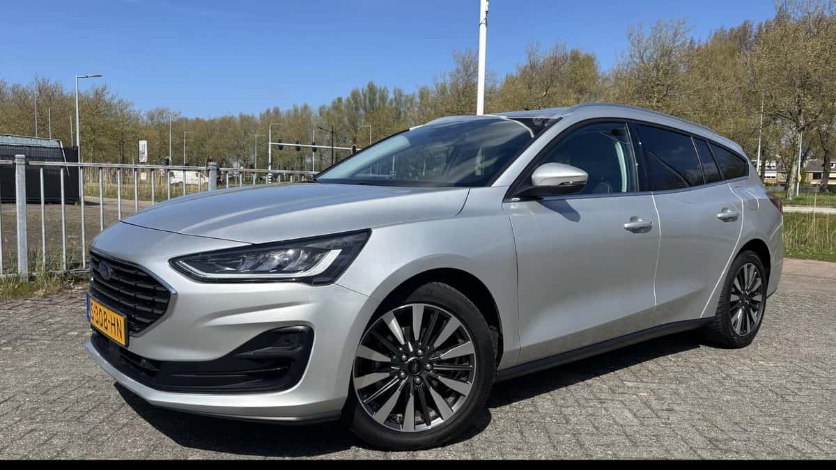 Ford Focus (2023) — foto 1