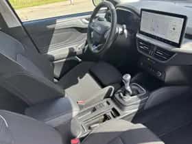 Ford Focus (2023) thumbnail 9