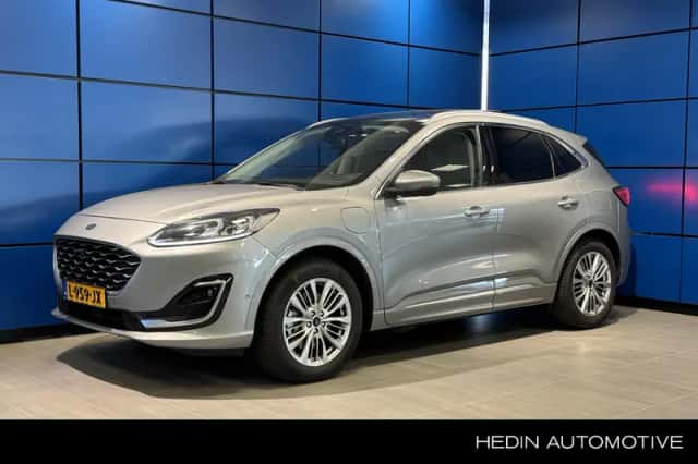 Ford Kuga (2021) thumbnail 1
