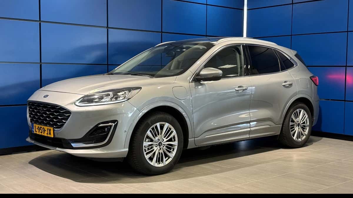 Ford Kuga (2021) — foto 1