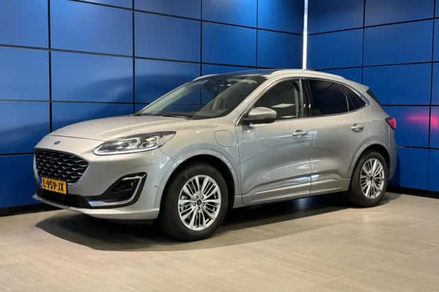 Ford Kuga (2021) thumbnail 5