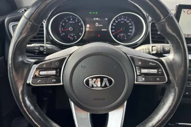 Kia XCeed (2021) thumbnail 3