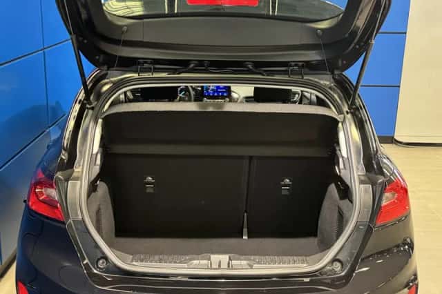 Ford Fiesta (2022) thumbnail 15