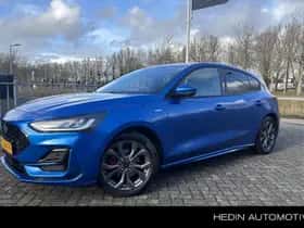 Ford Focus (2023) thumbnail 1