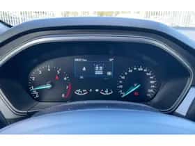 Ford Focus (2023) thumbnail 6