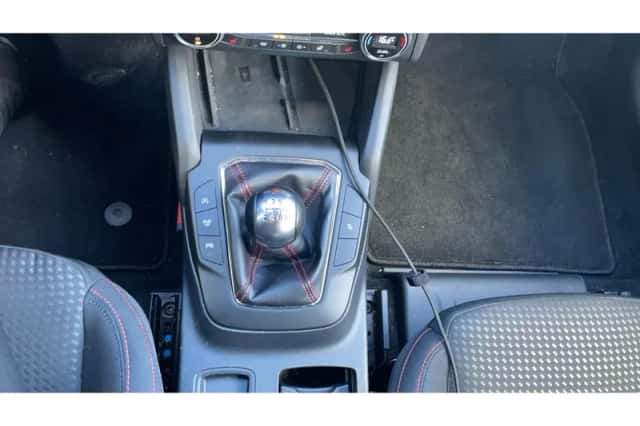 Ford Focus (2023) thumbnail 7