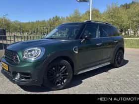 MINI Countryman (2018) thumbnail 1