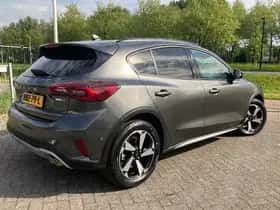 Ford Focus (2024) thumbnail 2