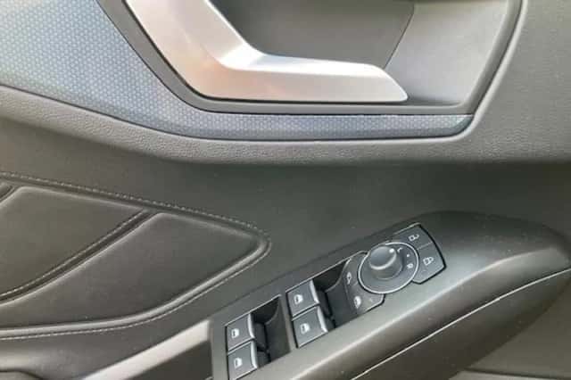 Ford Focus (2024) thumbnail 14
