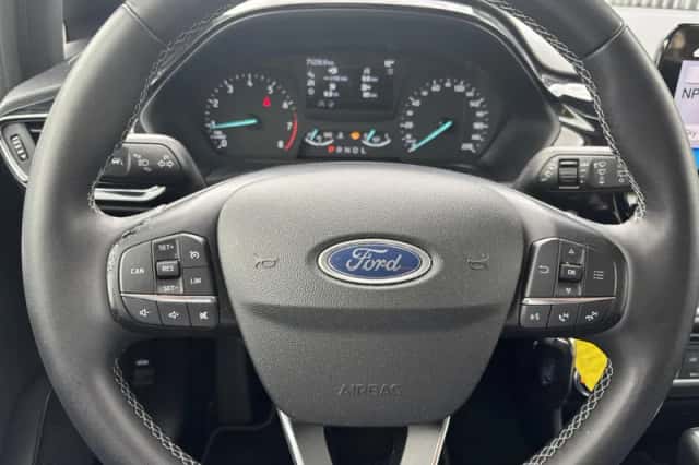 Ford Fiesta (2021) thumbnail 3