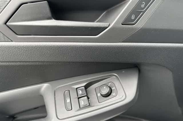 Ford Transit Connect (2024) thumbnail 18