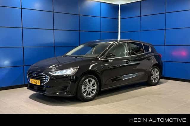 Ford Focus (2025) thumbnail 1