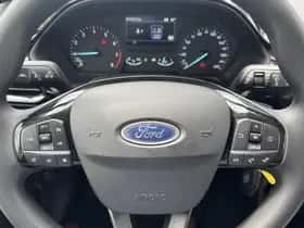 Ford Fiesta (2020) thumbnail 3