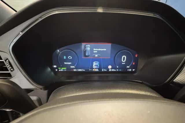 Ford Kuga (2025) thumbnail 3