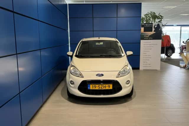 Ford Ka (2012) thumbnail 5