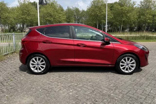 Ford Fiesta (2021) thumbnail 7