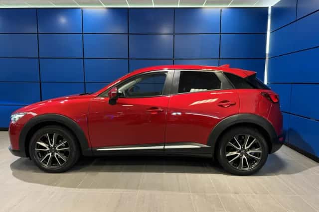Mazda CX-3 (2015) thumbnail 2