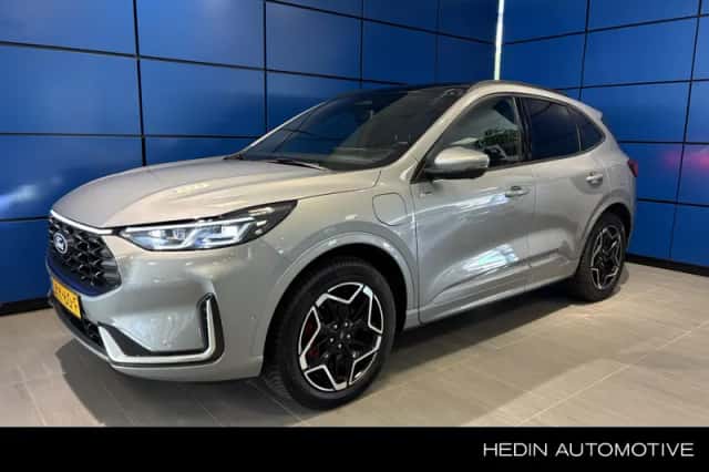 Ford Kuga (2024) thumbnail 1