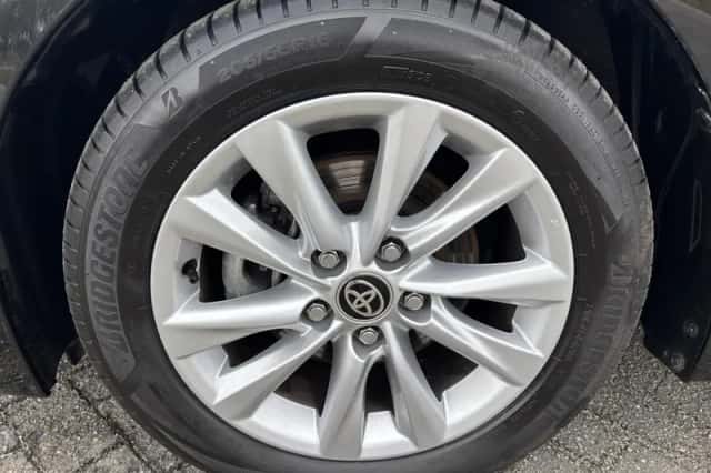 Toyota Corolla (2025) thumbnail 12