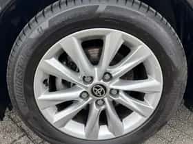 Toyota Corolla (2025) thumbnail 12