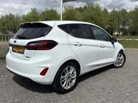 Ford Fiesta (2022) thumbnail 2