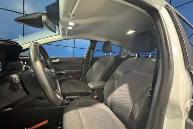 Ford Fiesta (2022) thumbnail 5