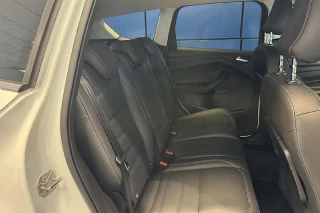 Ford Kuga (2017) thumbnail 15