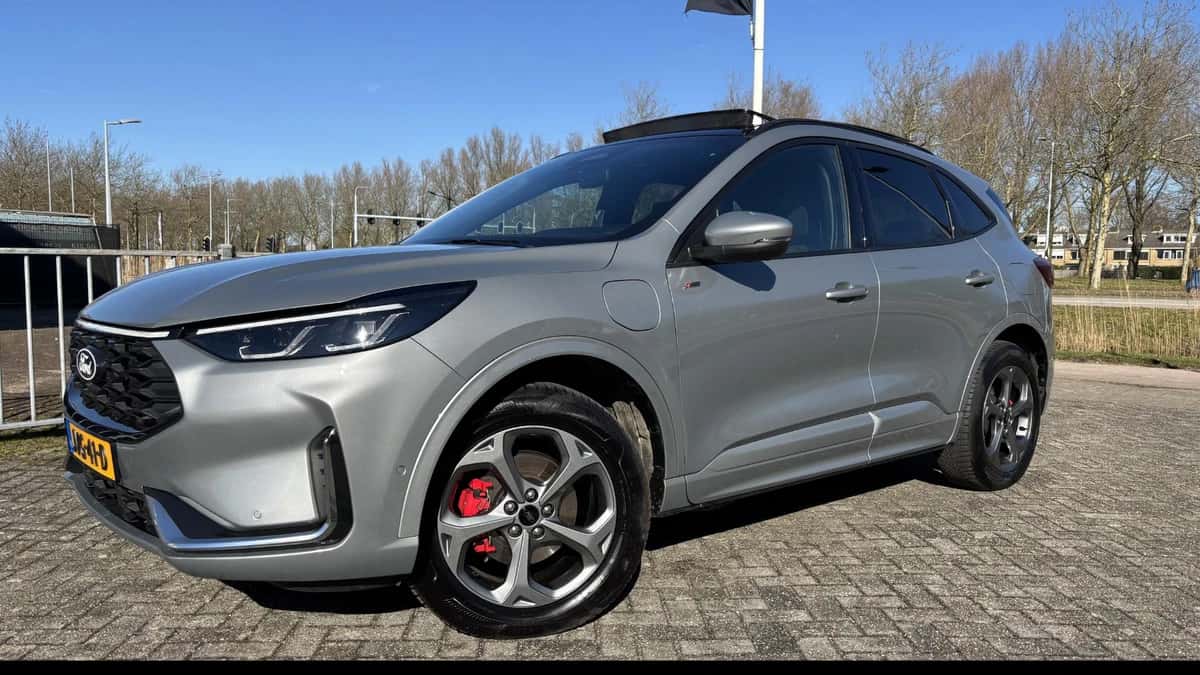 Ford Kuga (2025) — foto 1