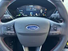 Ford Kuga (2025) thumbnail 23