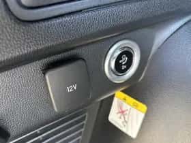 Ford Kuga (2025) thumbnail 6