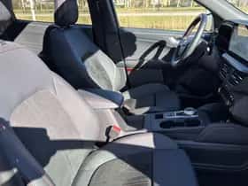 Ford Kuga (2025) thumbnail 8