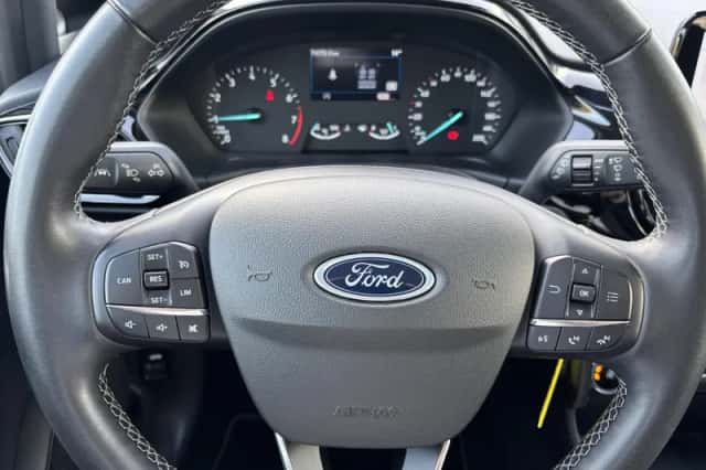 Ford Fiesta (2023) thumbnail 3