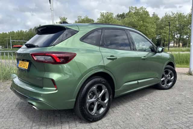Ford Kuga (2025) thumbnail 2