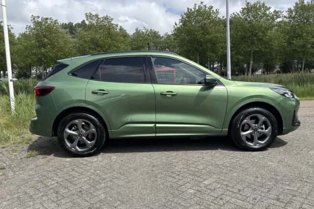 Ford Kuga (2025) thumbnail 6