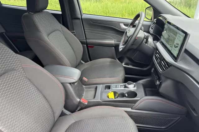 Ford Kuga (2025) thumbnail 8