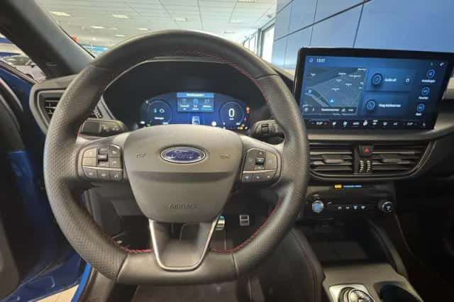 Ford Kuga (2025) thumbnail 3