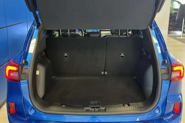 Ford Kuga (2025) thumbnail 5