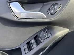 Ford Fiesta (2022) thumbnail 12