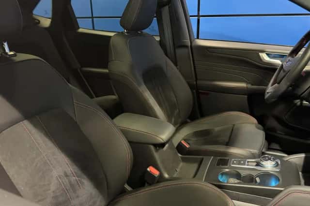 Ford Kuga (2025) thumbnail 16