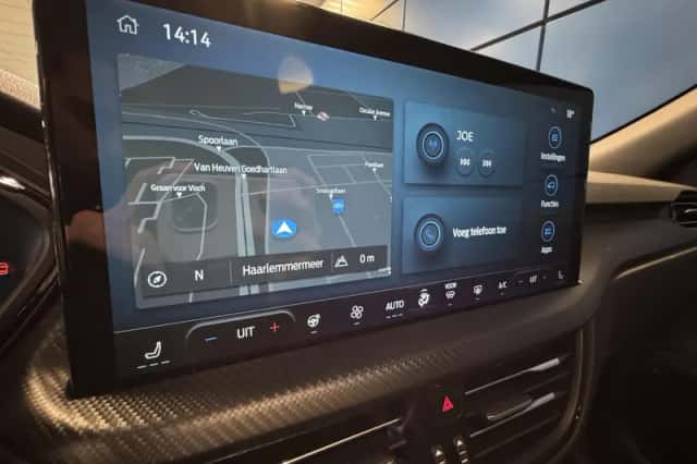 Ford Kuga (2025) thumbnail 6
