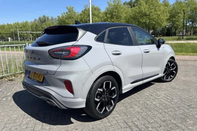 Ford Puma (2021) thumbnail 2