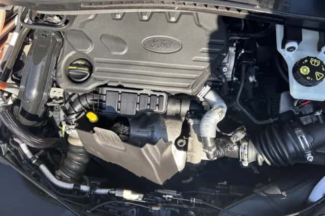 Ford Transit Connect (2019) thumbnail 21
