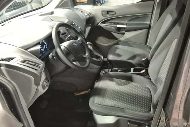 Ford Transit Connect (2019) thumbnail 10