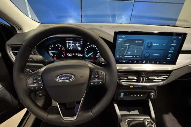 Ford Focus (2025) thumbnail 6