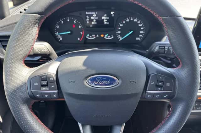 Ford Fiesta (2021) thumbnail 3